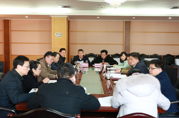 1BU7A3948.jpg 1BU7A3948.jpg