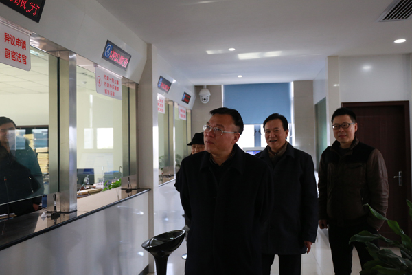 1BU7A2621.jpg 1BU7A2621.jpg