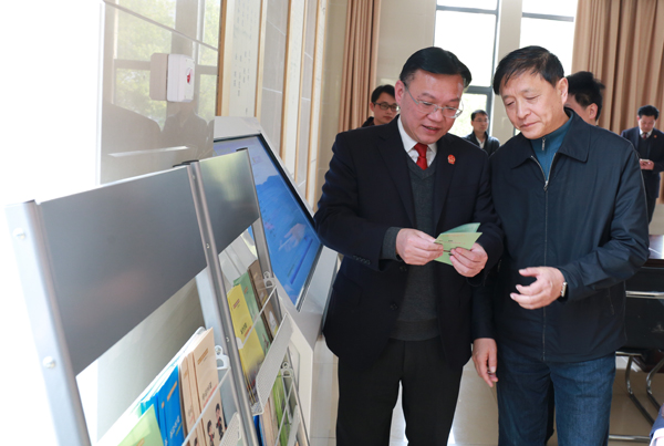 1BU7A1128.jpg 1BU7A1128.jpg